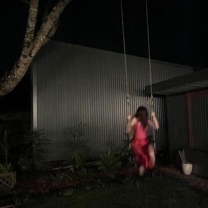 Meet your Posher, Samara